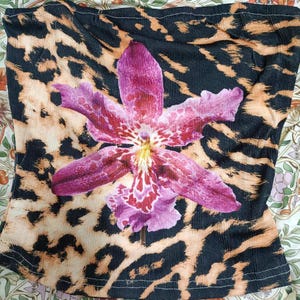 Y2K Leopard Print Tube Top, Summer Strapless Top with Purple Spotted Oncidium Orchid Flower, Bold Retro Statement for Festival, Street Style