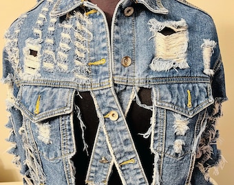 Distressed Cropped Denim Jacket: Raw Edge Shredded Jean, Fashion Statement