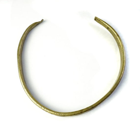 Old antique solid brass engraved collar necklace … - image 5