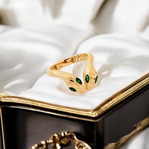 Handmade 18K Gold Snake Ring with Emerald Gemstones,adjustable gold,emerald ring,Valentines Day Gift,Gold Snake Ring with Green Emerald Eyes