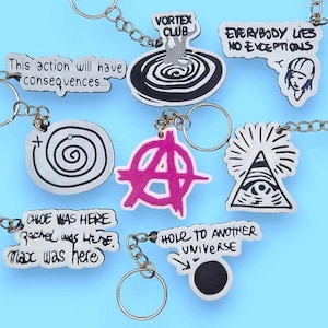 Life is strange - Etsy 日本