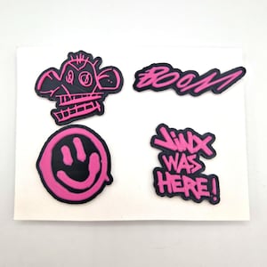 Arcane League of Legends Jinx Badges Set of 4 | Collectible Pins, Gift, Cosplay Accessories