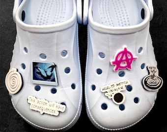 Life Is Strange Graffiti Shoe Charms: LIS Cosplay Accessories (Set of 3-6)
