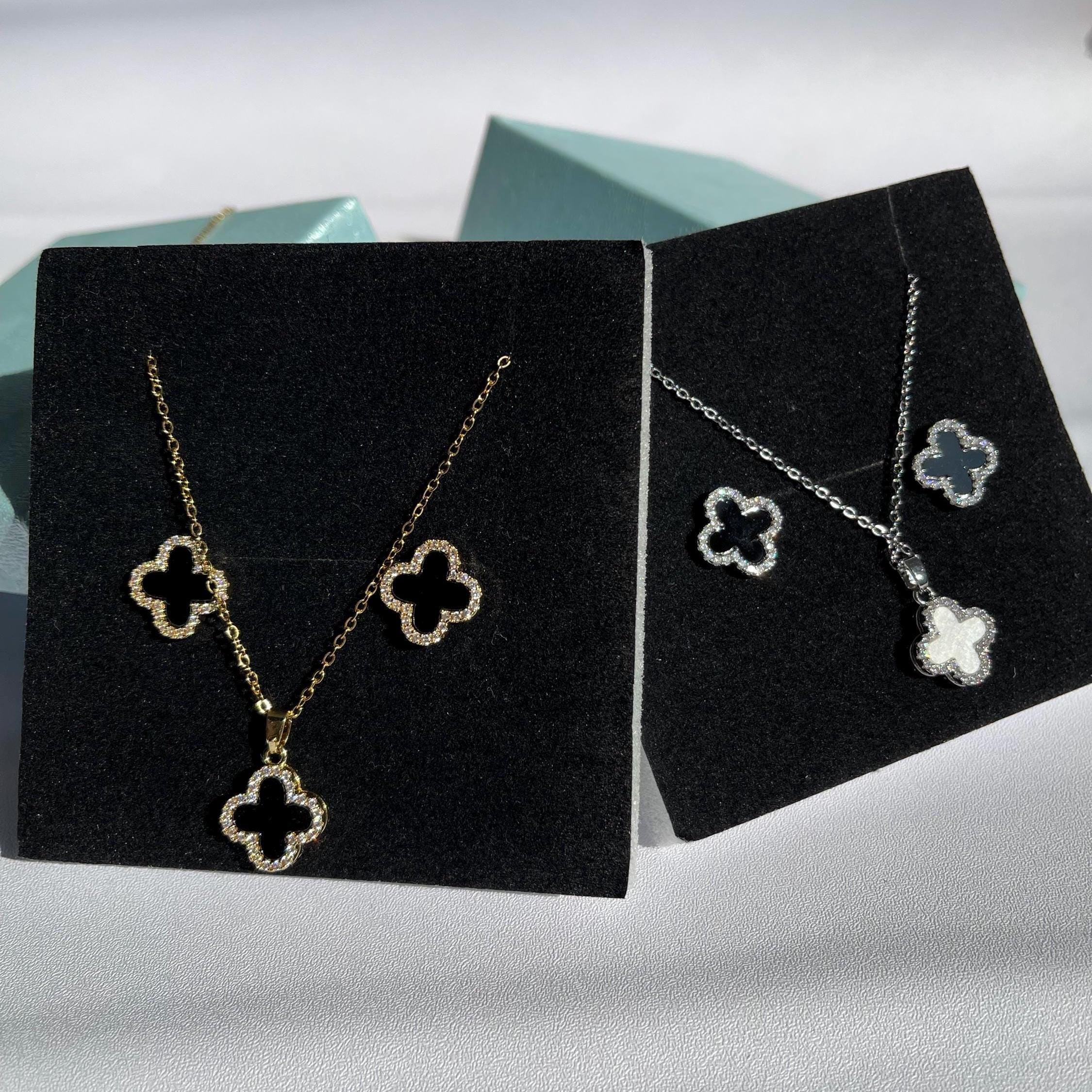 【alice in w】　クローバーネックレスとイヤリングのセット 楽天市場】マジェスフィッセン アラベスク クローバー シルバー