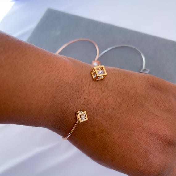 Bracciale rigido in acciaio inossidabile con zirconi con fascino elegante per donna Braccialetti con polsino color oro Regalo di gioielli da polso impermeabili  36