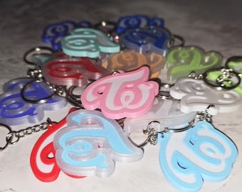 TWICEダヒョンの可愛い豆腐キーホルダー：キュートなキューブ型