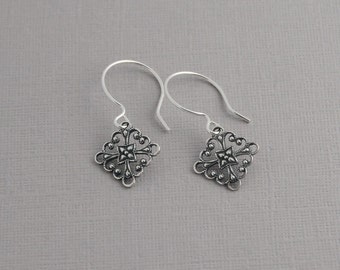 filigree earring - dangle earrings - bohemian earrings, square earrings sterling, Antique silver