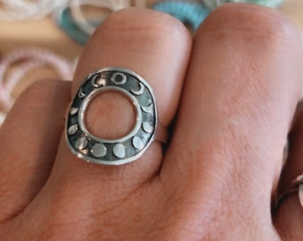 Moon phases Circle ring / Moon ring / Sterling silver Moon ring