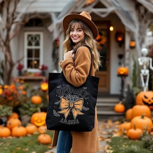 Personalized Spooky Mama Bag, Custom Name Halloween Tote, Gift for Mom, Retro Halloween Bow Tote, Fall Aesthetic Bag, Gifts for Her