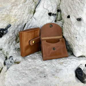 Ison wallet in Italian Glazed Leather with card slots and coin purse
