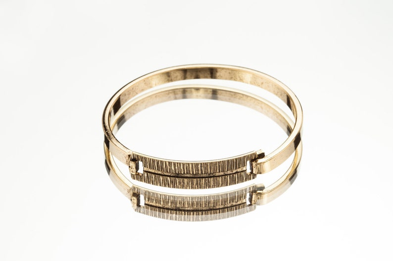 TEXTURED IDSTYLE Hinge Bracelet GoldPlated / Swing Top / Etsy