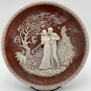 お宝　希少インコレイストーン彫刻 円形プレート　アンティーク値下げ可能 お宝 希少インコレイストーン彫刻 円形プレート アンティーク値下げ