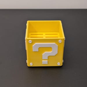 Custodia schede di gioco Nintendo Switch a forma di blocco di Super Mario