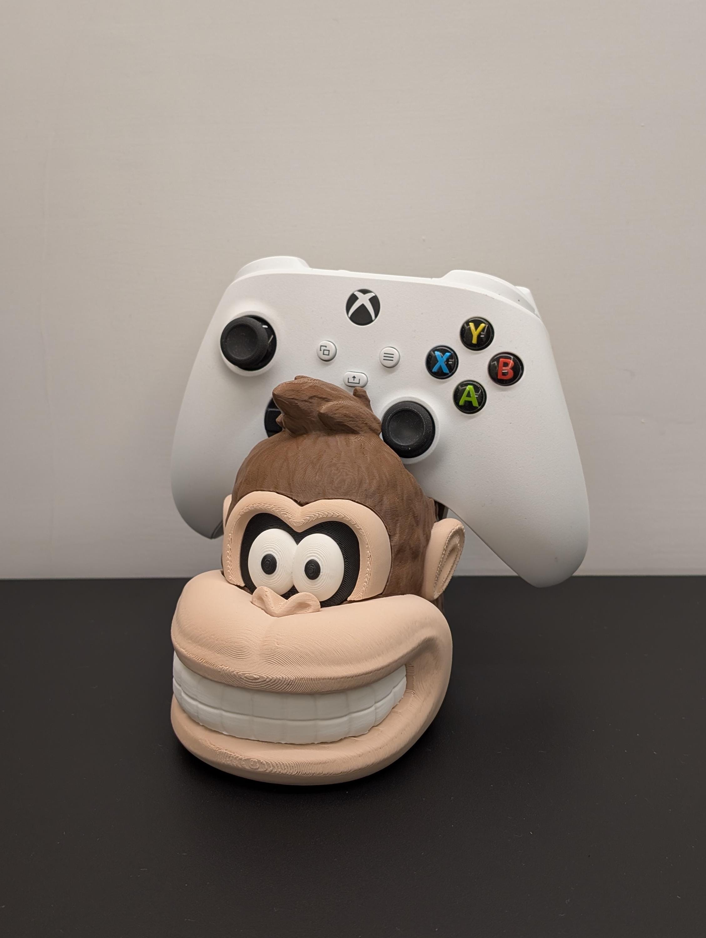 Supporto controller Donkey Kong PS4/PS5/Xbox/Switch