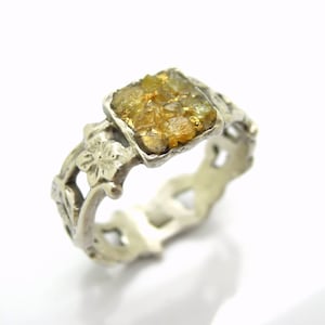 Blumen-Verlobungsring , Roh-Diamant-Ring, mit 24 Karat Gelbgold , Blumen-Design Sterling Silber Band