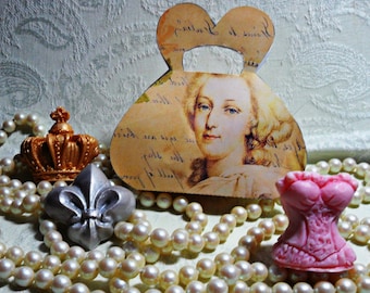 Marie Antoinette Handcrafted Guest Soap Gift Set