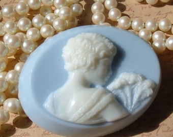 Cameo Handcrafted Soap Suzette