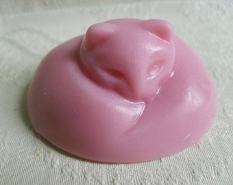 Deco Cat Handcrafted Guest Soap