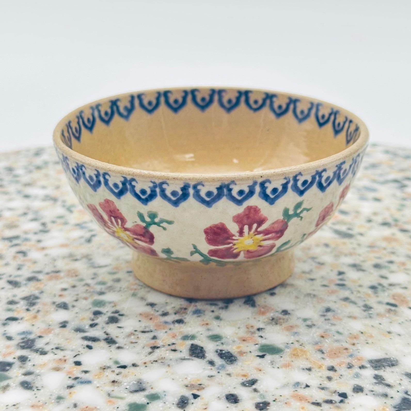 Nicolas Mosse POTTERY チューリップ柄の手書き陶器のボウル 【公式通販】