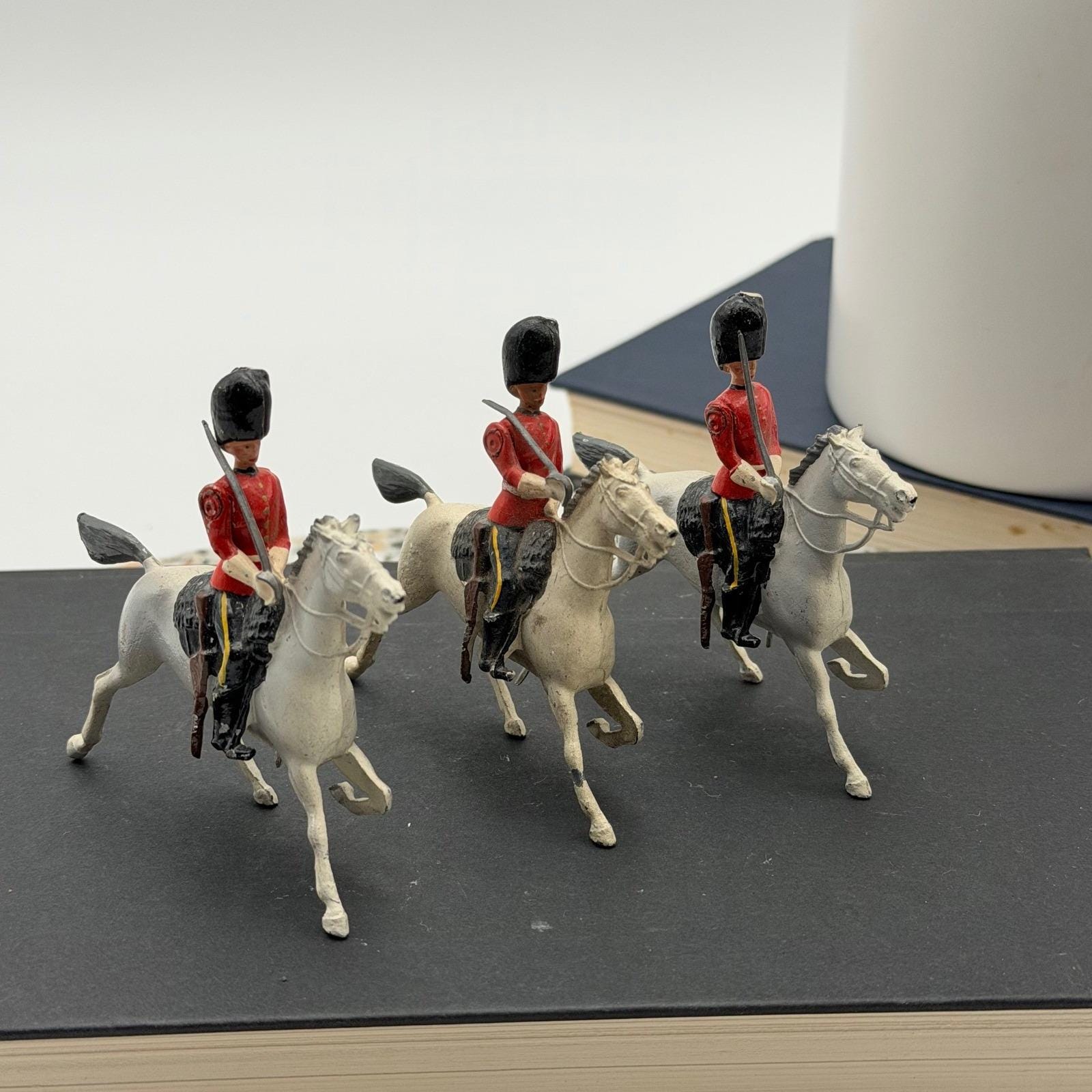 英国の兵士置物 Miniature England Guard - Etsy