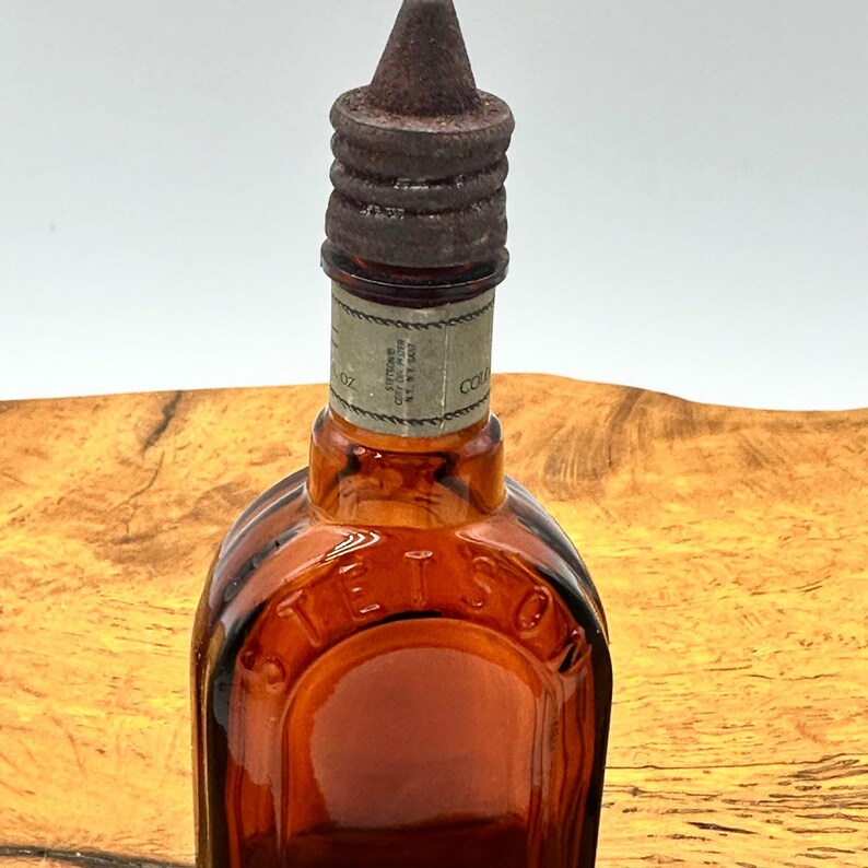 Vintage Stetson 1.5 Ounce Embossed Cologne Bottle With Metal Top image 5
