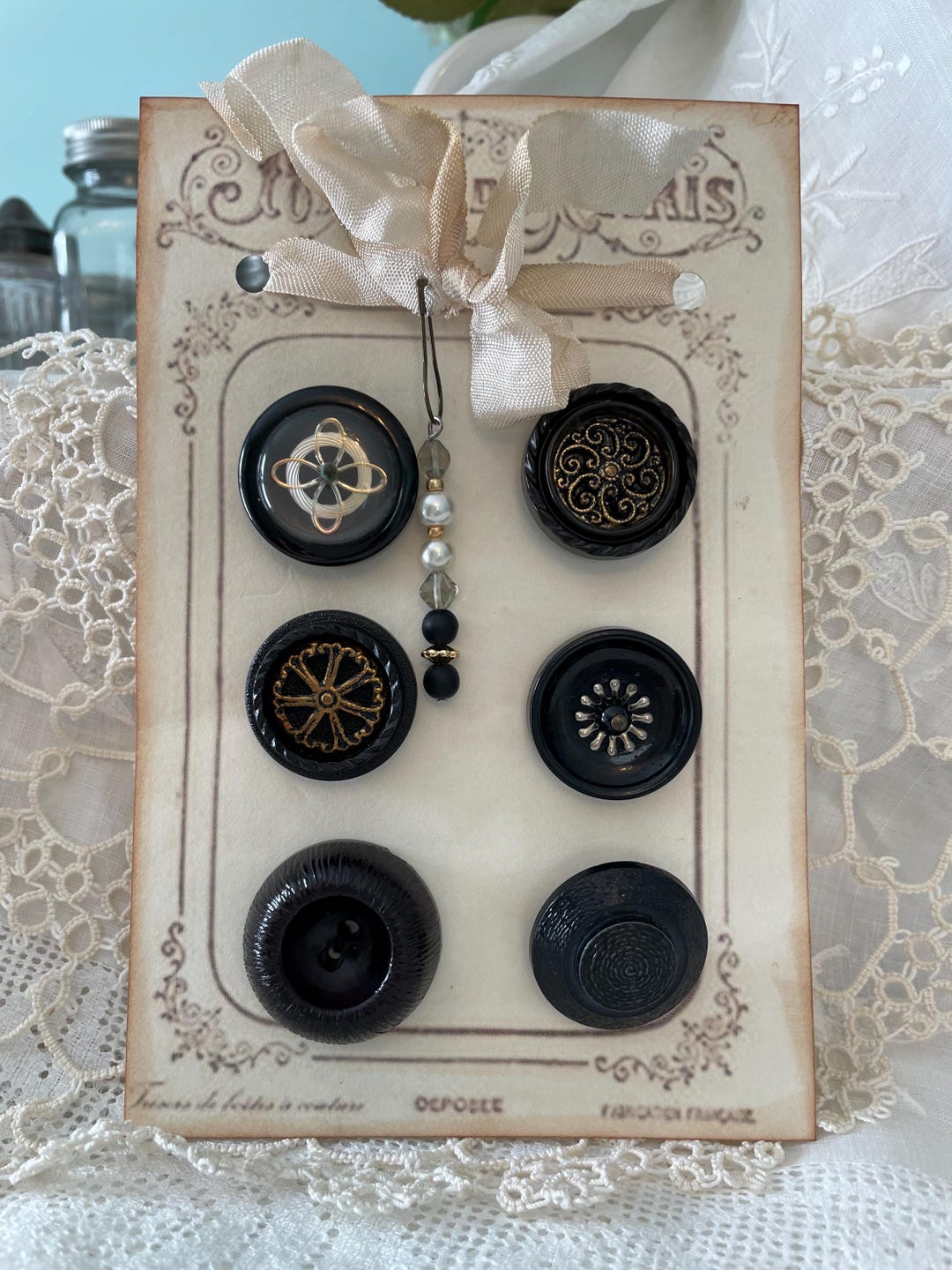 Old Time Buttons Vintage Button Card: Decorative Old-fashioned Buttons With Rayon Ribbon ...