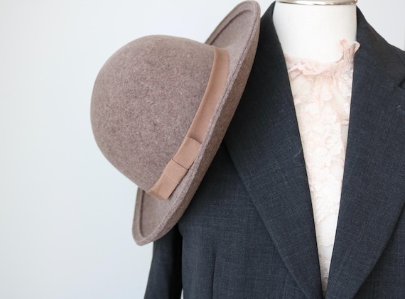 Vintage 60s Wool Hat, Frank Olive for Bonwit Teller, Made in  display picture 2