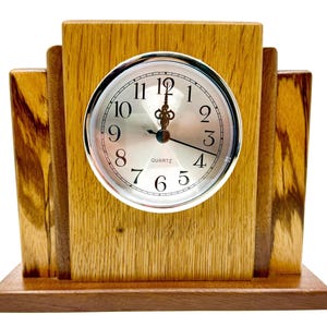 Weiße Eiche Holz Kaminuhr, Rustikale Holzuhr, Art Deco Uhr, Tischuhr für das Büro