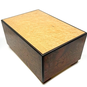 Birdseye Maple Cremation Urn, Large Wooden Urn for Human Ashes, Sympathy Gift for Loss of Mother, Memorial Urn for Adult, Full Size Urn
