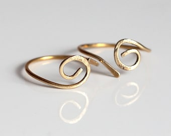 Loop Rings, Set of 2, Brass Rings, Stacking Rings, Layering Rings, Adjustable Ring Size 7 1/2