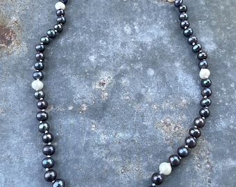 Gray and White Freshwater Tahitian Pearl 5mm-7mm Pearl 18.5" Necklace w/ gold vermeil clasp