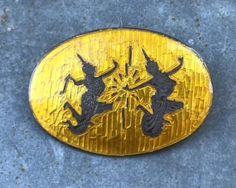 Siam Silver Brooch w/ yellow enamel and Dancing Figures Design