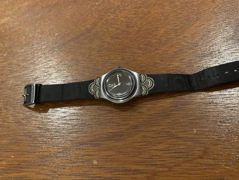 Vintage art-decostaal Les Années Folles 1930 YLM1000 horloge afbeelding 3