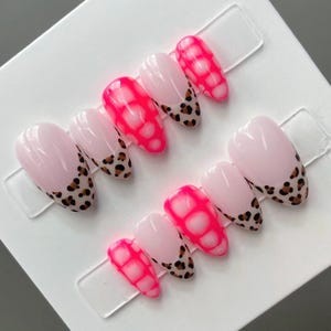 Leopard print french tip and pink press on Nails, Gel Nails, faux acrylic nails, trendy nails, reusable press on nails, custom press ons