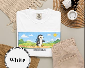 Camiseta con ilustración de pingüino bajo el sol / Lindo dibujo animado de pingüino / Escena al aire libre / Ropa de verano / Camiseta estampada / Regalo para amantes de los animales