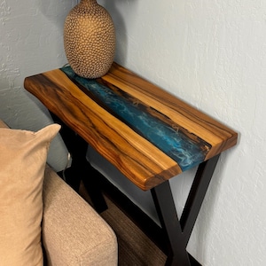 Epoxy Console Table Entryway, Table Farmhouse, Epoxy Resin Console Table with Black Metal Legs, Narrow Console Table, Entryway Decor