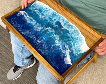 樹脂製オーシャンアートベッドトレイ、木製オットマンサービングトレイ（20x13x9）