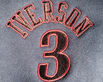 Pantalones deportivos de felpa de los Sixers bordados con Allen Iverson (gato se vende por separado)