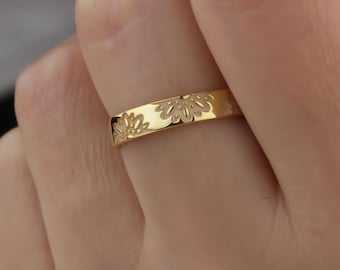 14k Gold Filled Birth Flowers Ring, Gold Birth Flower Band Ring, Month Flower Band Ring, Dainty Gold Birth Flower Band Ring