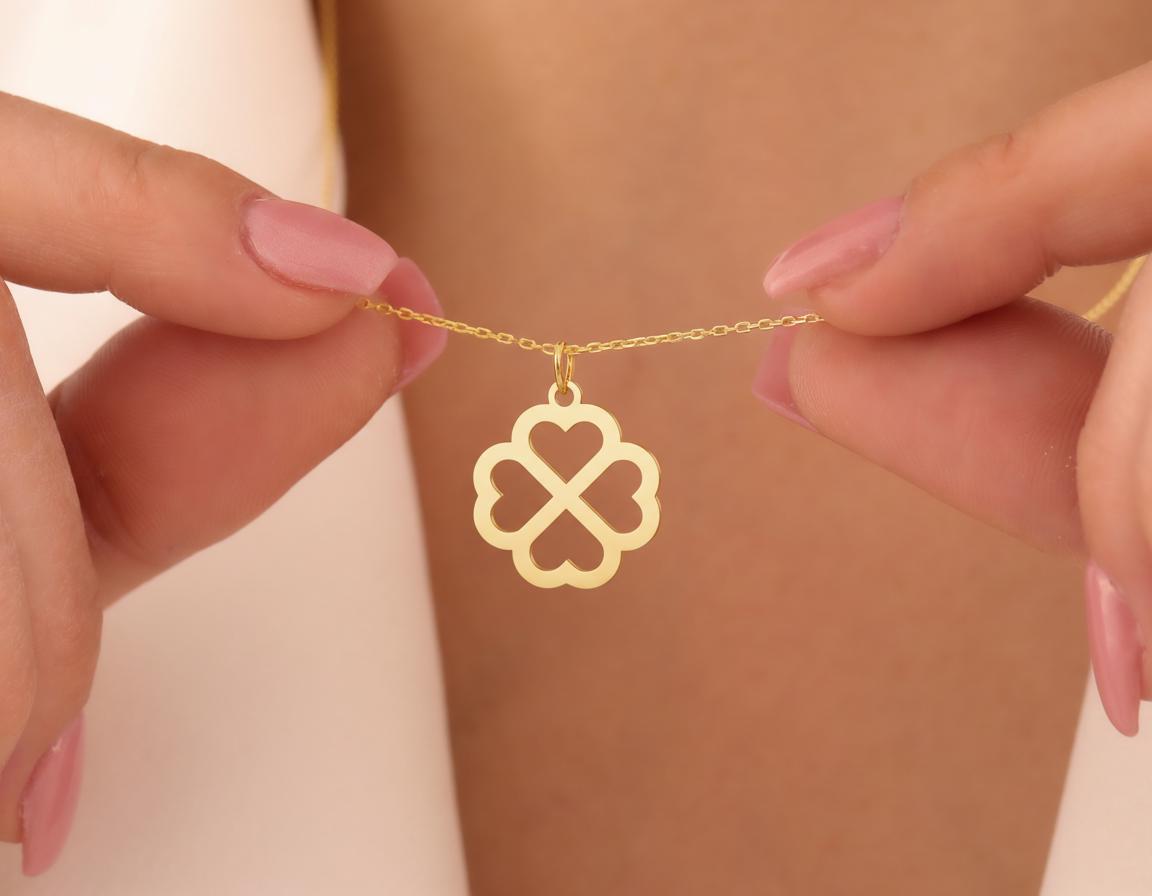 Four Leaf Clover Pendant: Gold Color Luck Charm Necklace