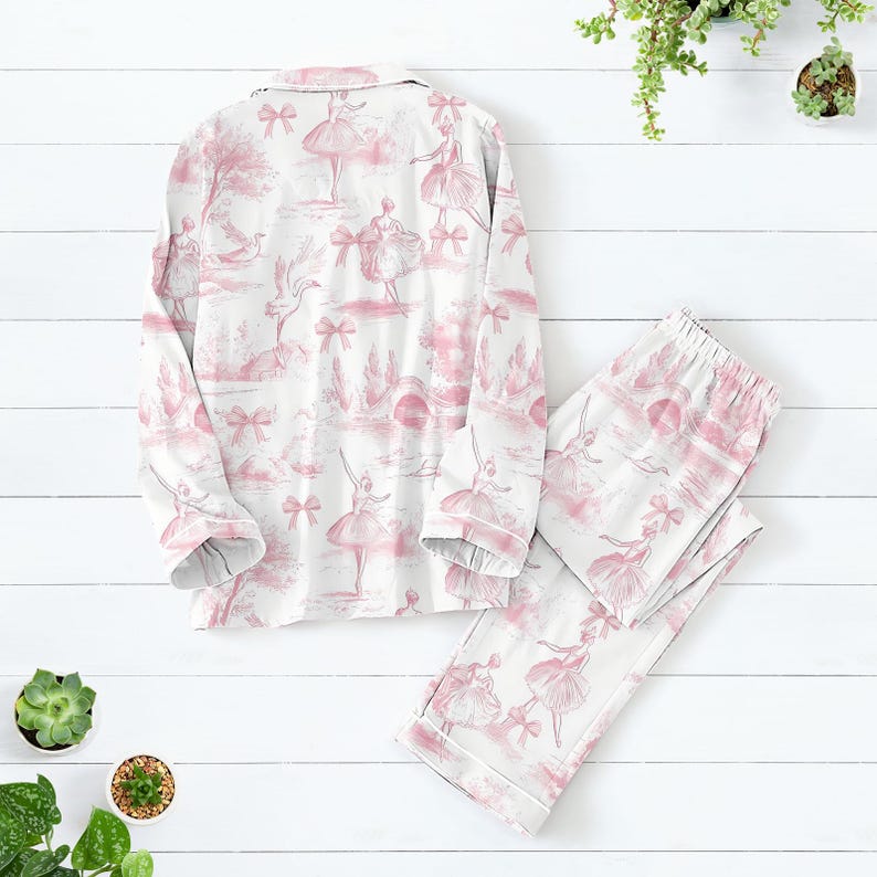 Toile De Jouy Pajama Set, Ballet Dancer Women Pajamas, Vintage Toile Bridesmaid Pajamas, Cottagecore Sleepwear, Girly Lounge Set