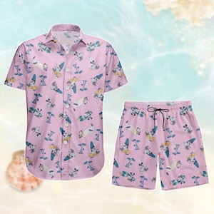 Camisa con botones de Mickey Surfing, camisa hawaiana de Mickey Mouse, conjunto de pantalones cortos Disney Vacation para hombre, camisa divertida de dibujos animados para viaje de verano 2025