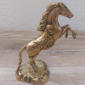 Handmade Brass Horse Figurine - Vintage Horse Statue for Home & Office Decor - Elegant Horse Sculpture
