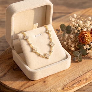 Moissanite Four Leaf Clover Bracelet | VVS1 D Color | 14K Gold plated or Silver | Luxury Bridal Bracelet | Diamond Alternative Gift for Her
