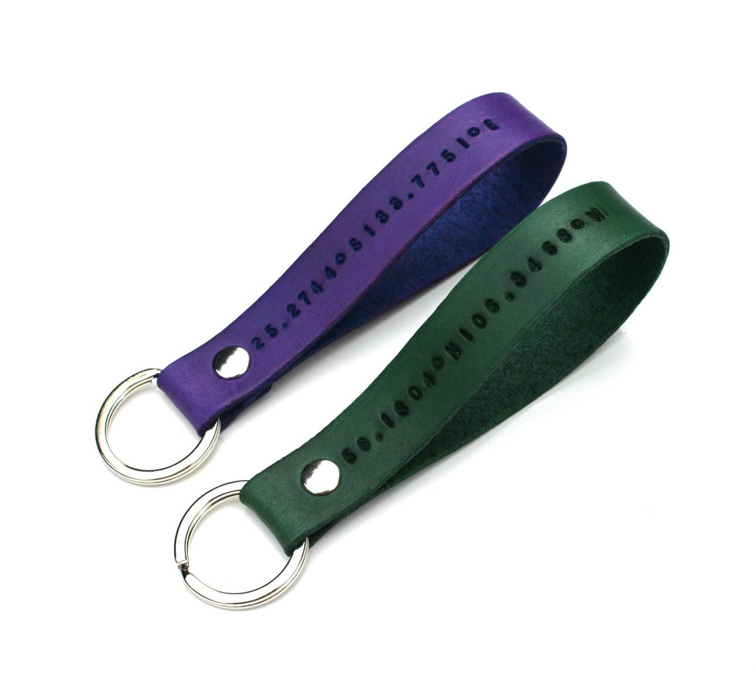 Pace Count Keychains Personalized Leather Keychain, GPS Coordinates, Monogram Key Fob - Etsy