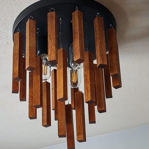 3-flammige Holzpendelleuchte | Eiche und Schwarze Decken Beleuchtung | Holzleuchter | Kronleuchter Beleuchtung | Hängeleuchte.