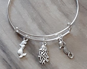 Ocean Life Bangle - Beach Gift - Beach Lovers Bracelet - Ocean Life Charms - Mermaid Charm - Jellyfish Charm - Seahorse Charm