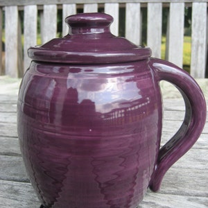 large covered mug, purple image 3