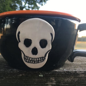 HAPPY HALLOWEEN Skull shaving scuttle image 3