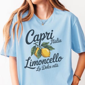 Limoncello  Tee, Refreshing Lemon Graphic Shirt, Italian Summer Tee-Shirt, Gift for Lemon Lovers, Italy Vacation T-Shirt, Cocktails Tee
